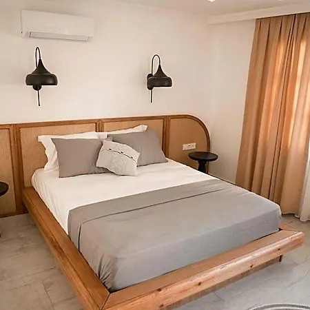 Molo Hotel