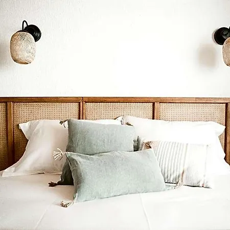 Molo Hotel *